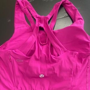 lululemon pink  sports bra